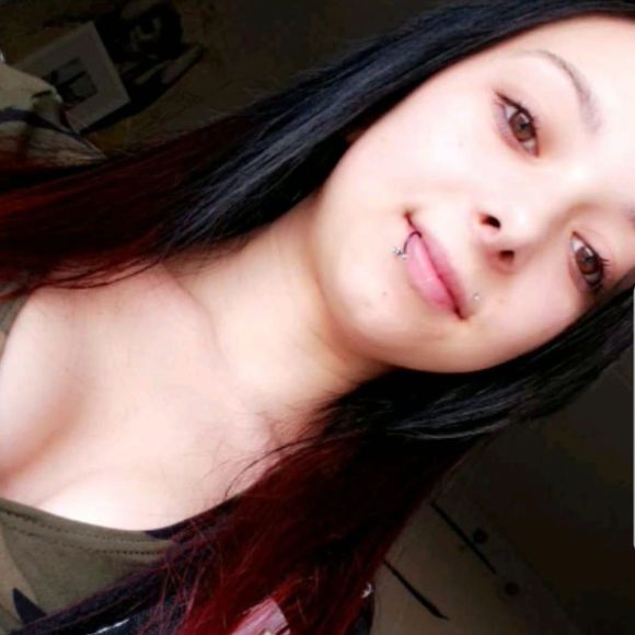 Meet your Posher, Brianna - Picture 1 of 1